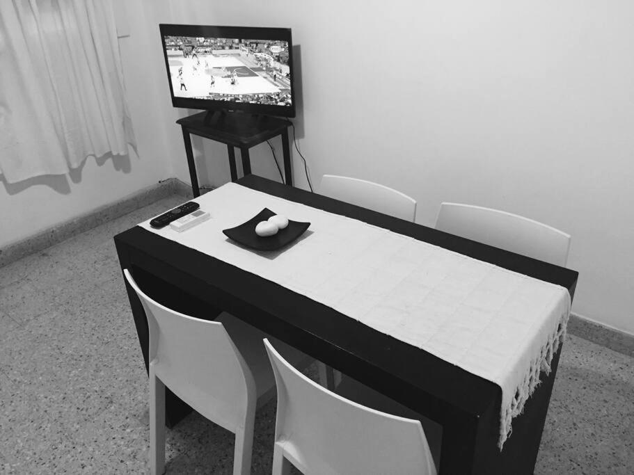 Alojamiento Centrico Bahía Blanca Екстериор снимка